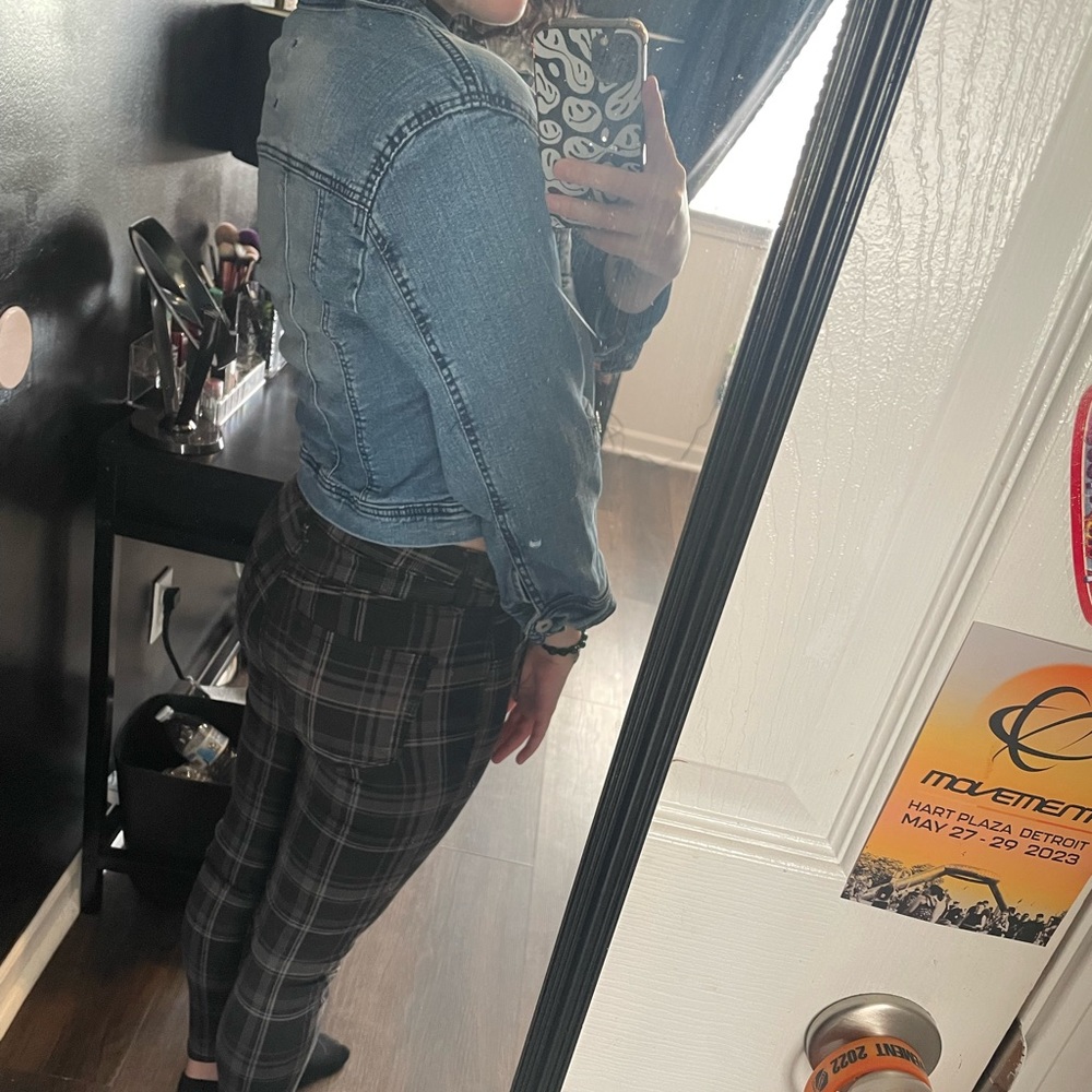 Cropped denim jacket - Picture 4 of 5
